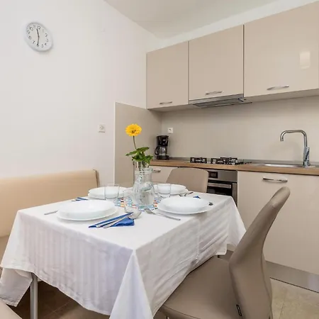 In With House Sea View Starigrad (Kvarner)