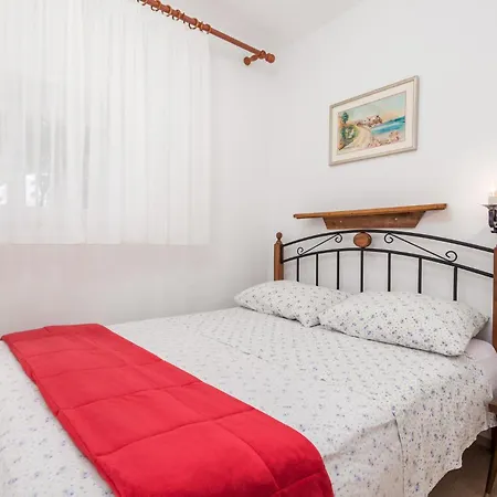 Holiday home In With House Sea View *