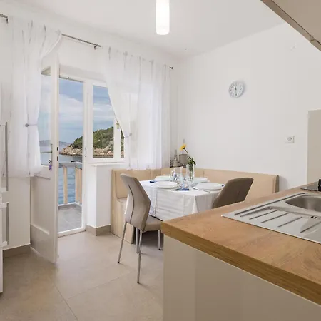 In With House Sea View Vakantiehuis *